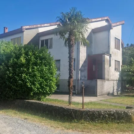 Apartment Kiwi House
